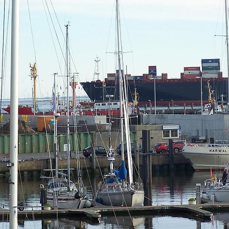 Marina 68/70 Lägenhet Cuxhaven Exteriör bild